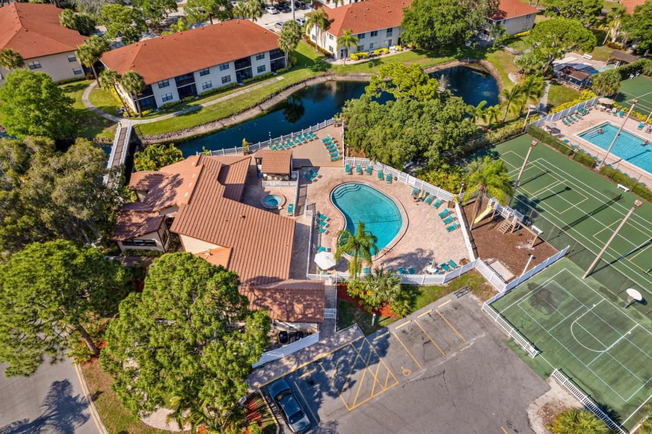 Palm Lagoon Bradenton Exterior photo